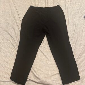 Black Woman’s Pant